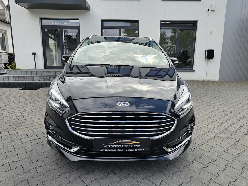 Ford S-Max 2.0 TDCI Titanium LED RFK NAVI 7-Sitzer — photo 2