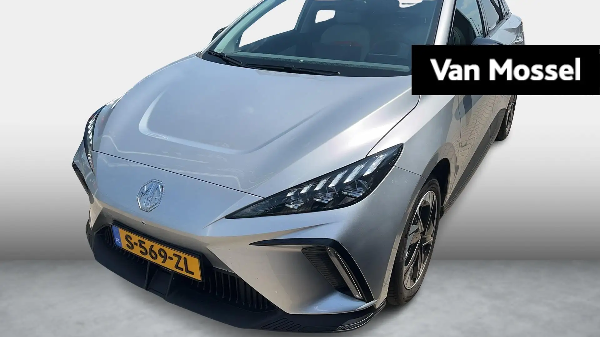 MG MG4 Electric Luxury 64 kWh WLTP 435 KM |  Navigatie | Grijs - 1
