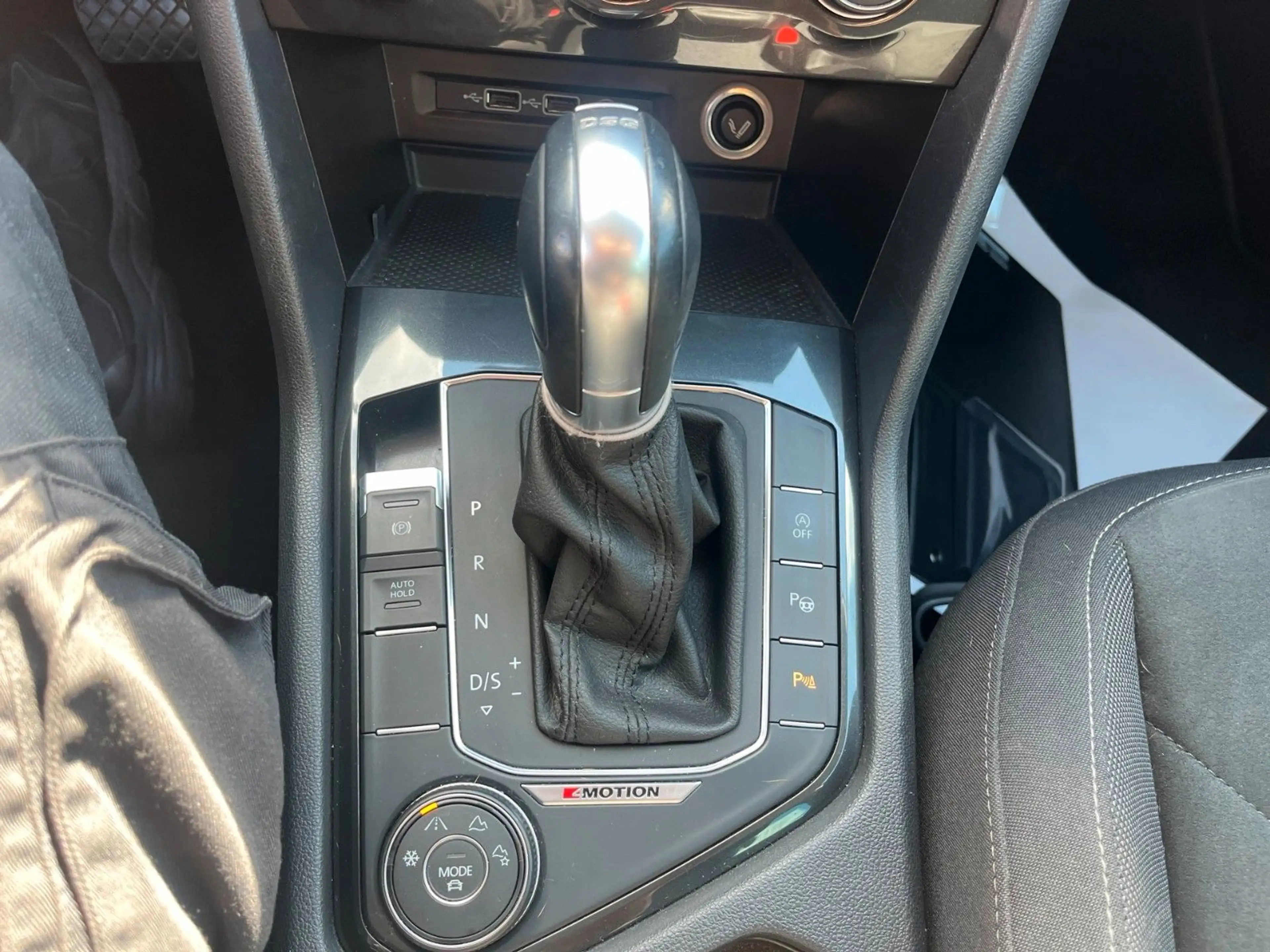 Volkswagen Tiguan Highline BMT 4Motion/Voll LED/ACC/Kamera — photo 9