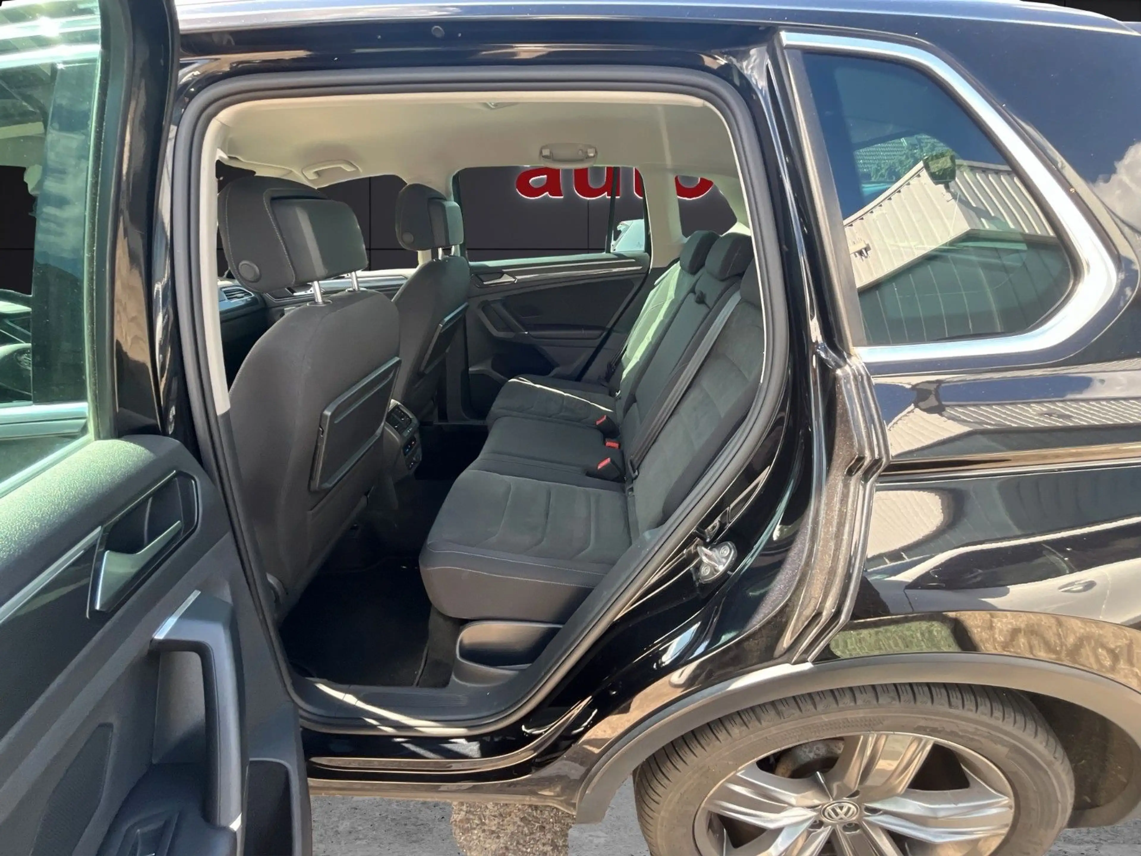 Volkswagen Tiguan Highline BMT 4Motion/Voll LED/ACC/Kamera — photo 13