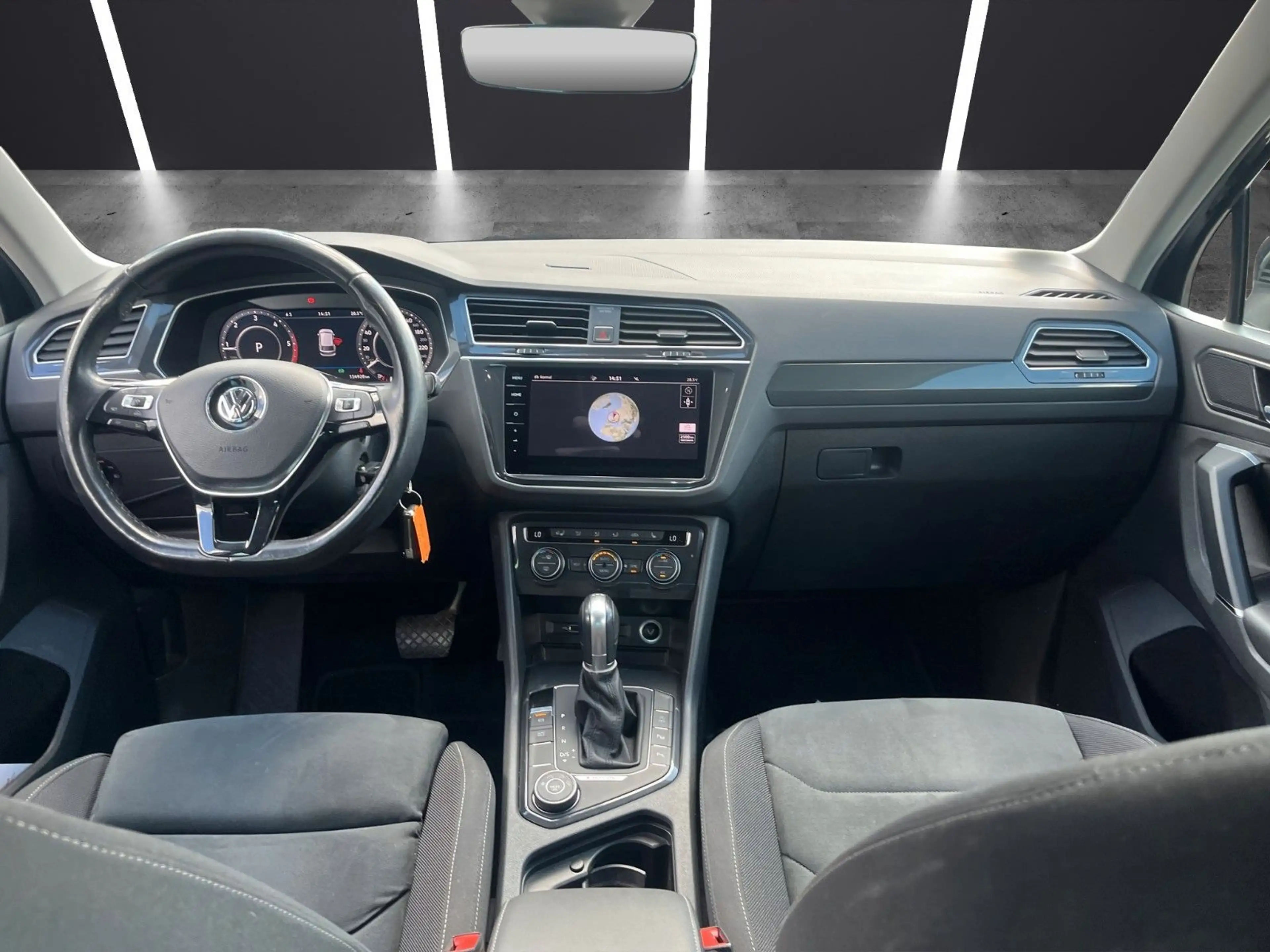 Volkswagen Tiguan Highline BMT 4Motion/Voll LED/ACC/Kamera — photo 6