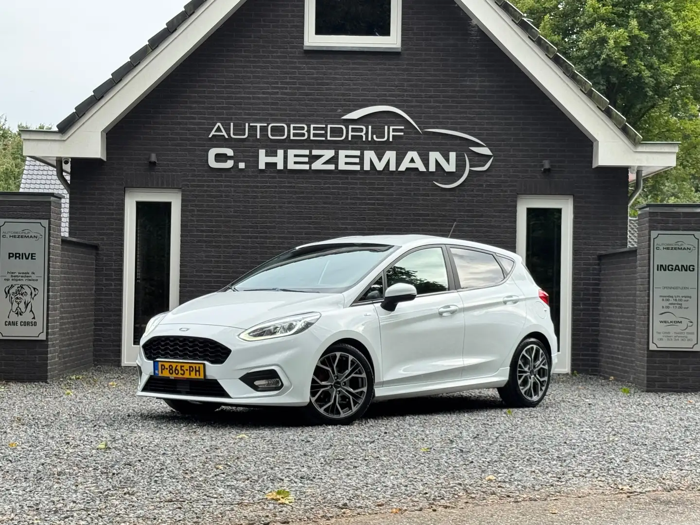 Ford Fiesta 1.0 Titanium ST Line Carbon Apple Carplay Cruise L Wit - 2