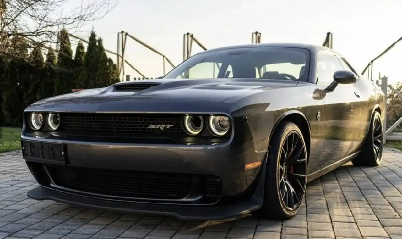 Dodge Challenger