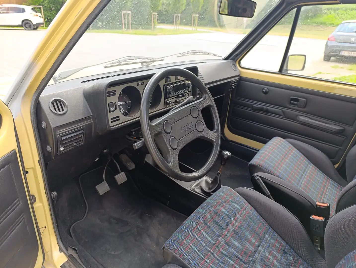 Volkswagen Caddy Pritsche Beige - 2