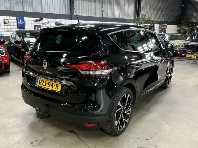 Renault Scenic view 6