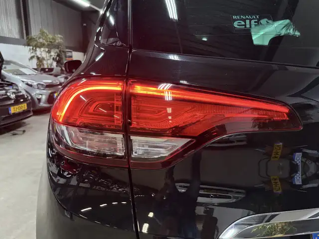 Renault Scenic view 15