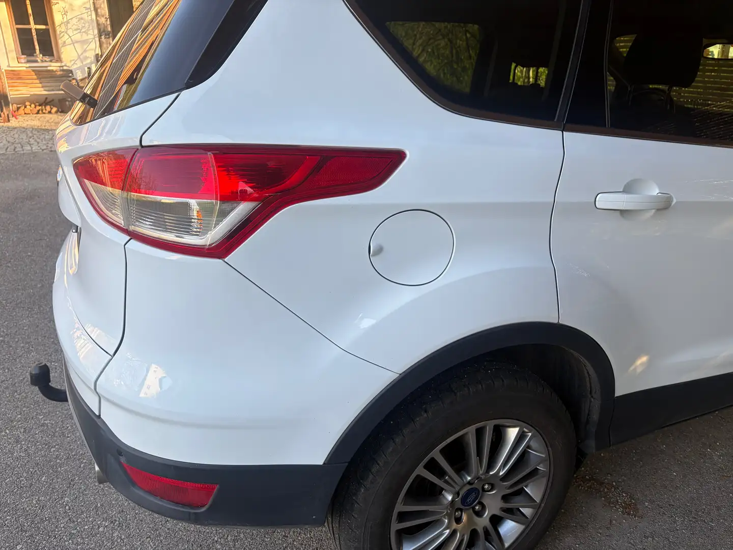 Ford Kuga Kuga 2,0 TDCi Titanium 4x4 Titanium Weiß - 1