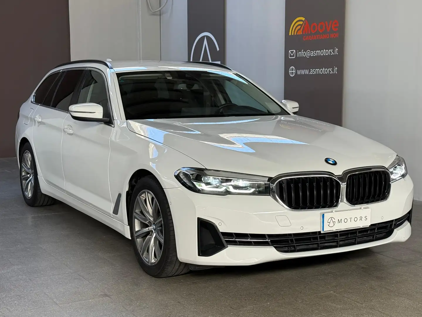 BMW 518 Serie 5 G31 2020 518d Touring mhev 48V Business Bianco - 1