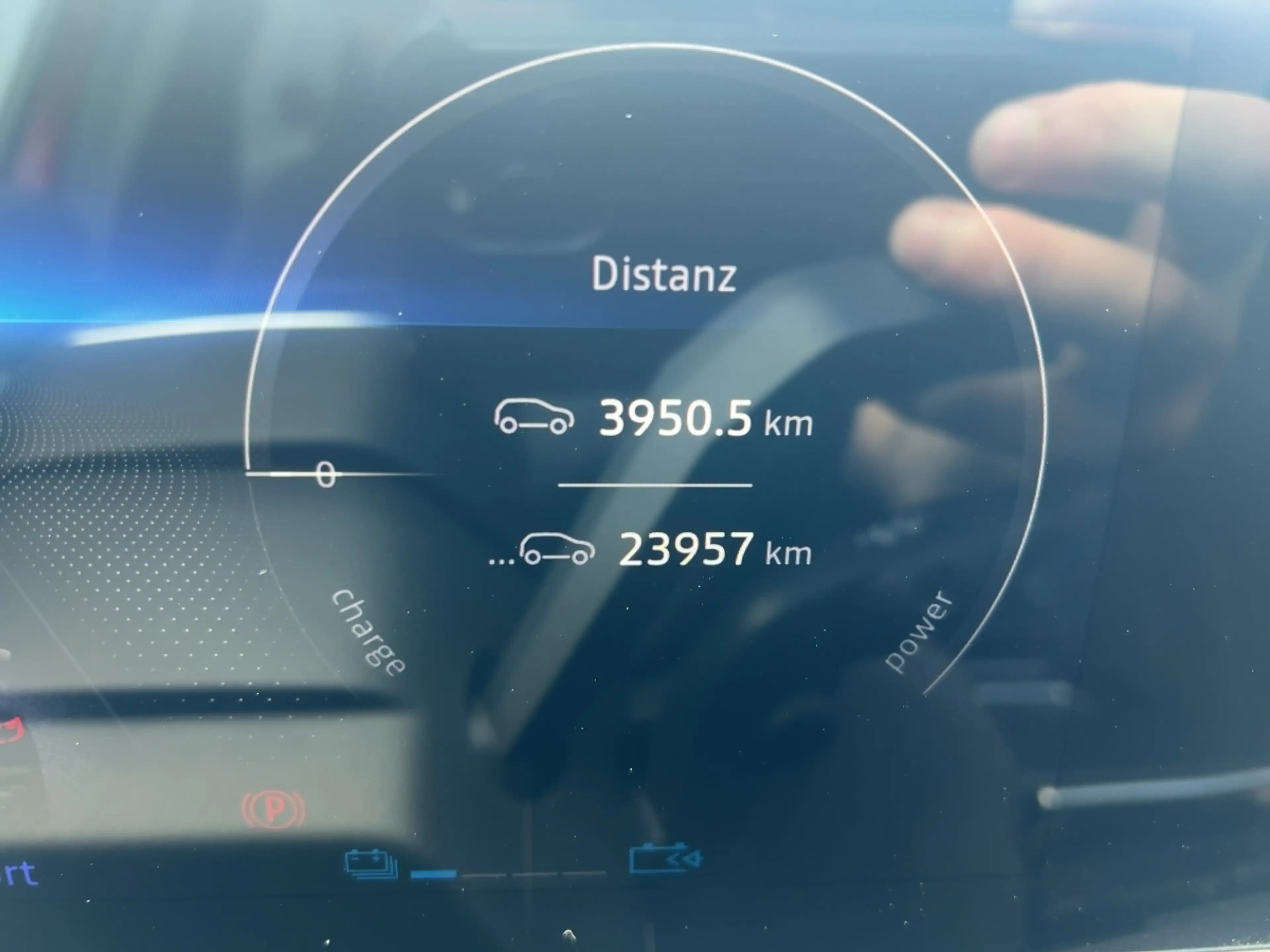 Renault Austral 1.2 E-TECH 200 Techno — photo 13