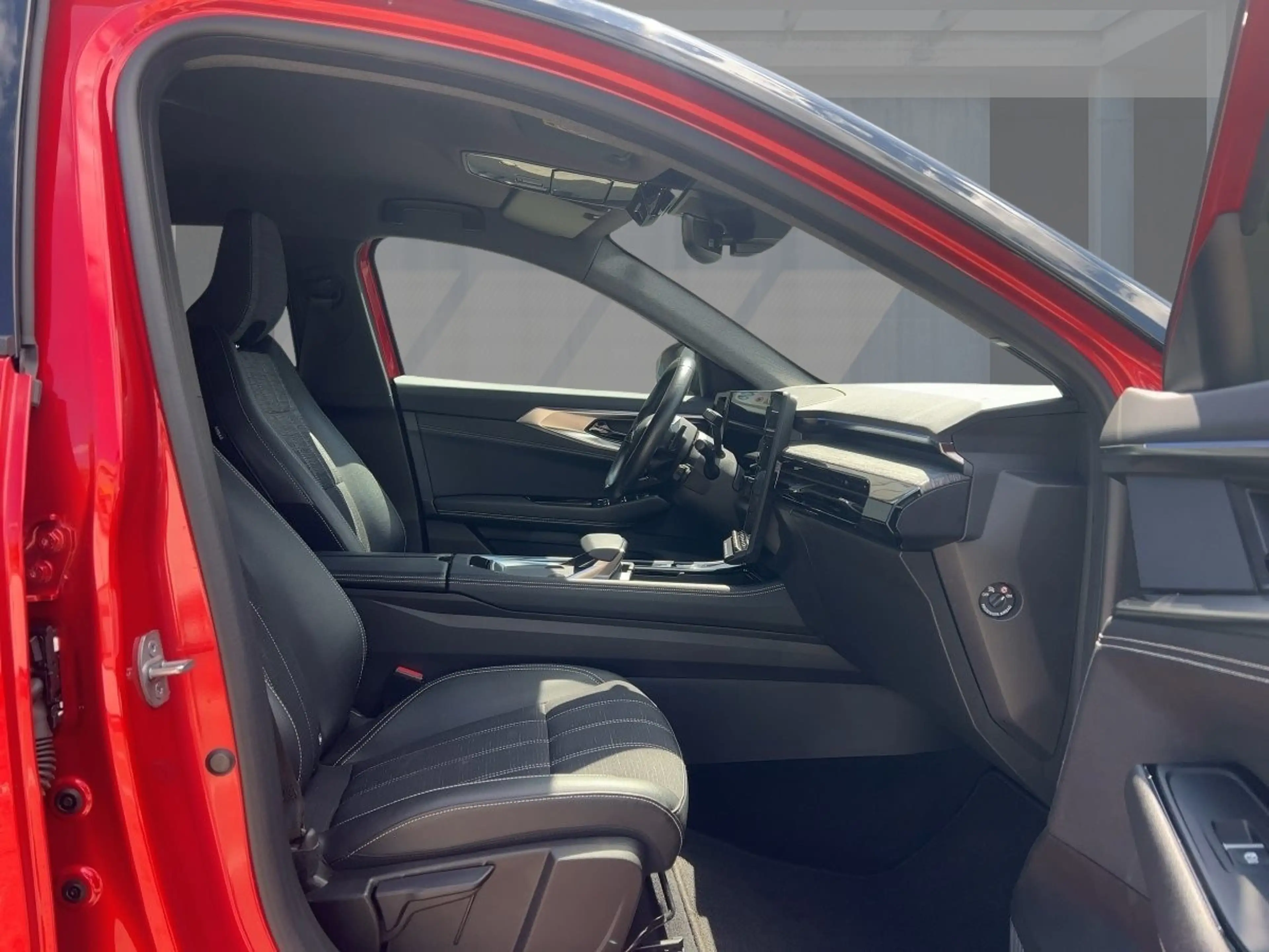 Renault Austral 1.2 E-TECH 200 Techno — photo 8