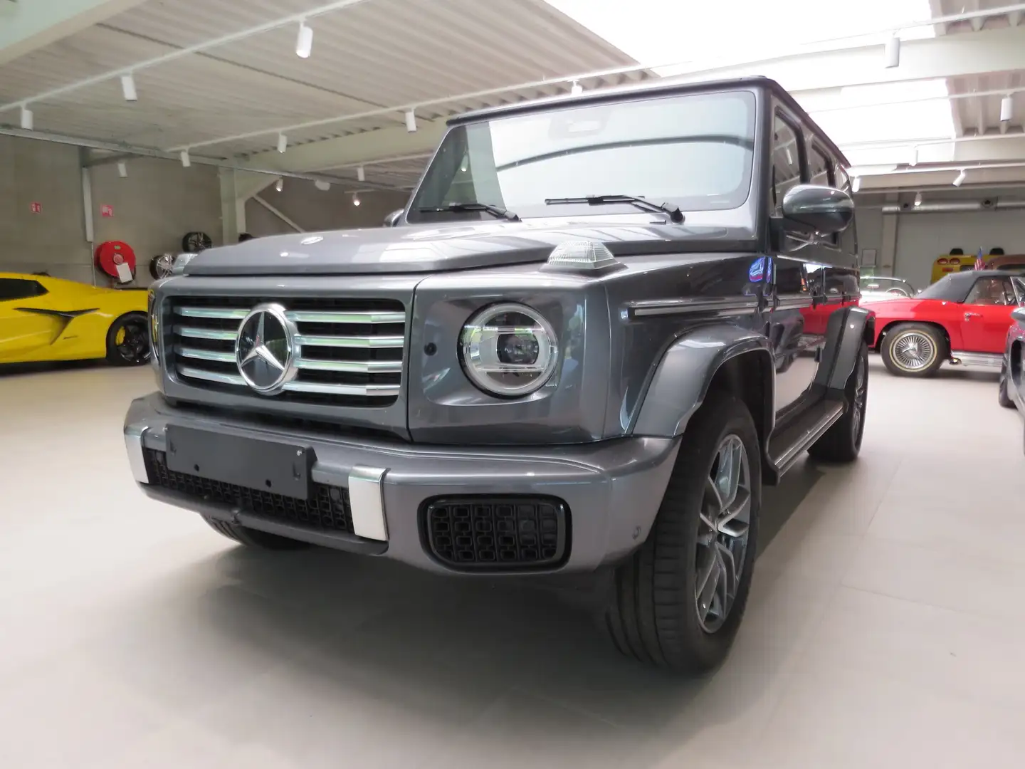 Mercedes-Benz G 450 Grijs - 1