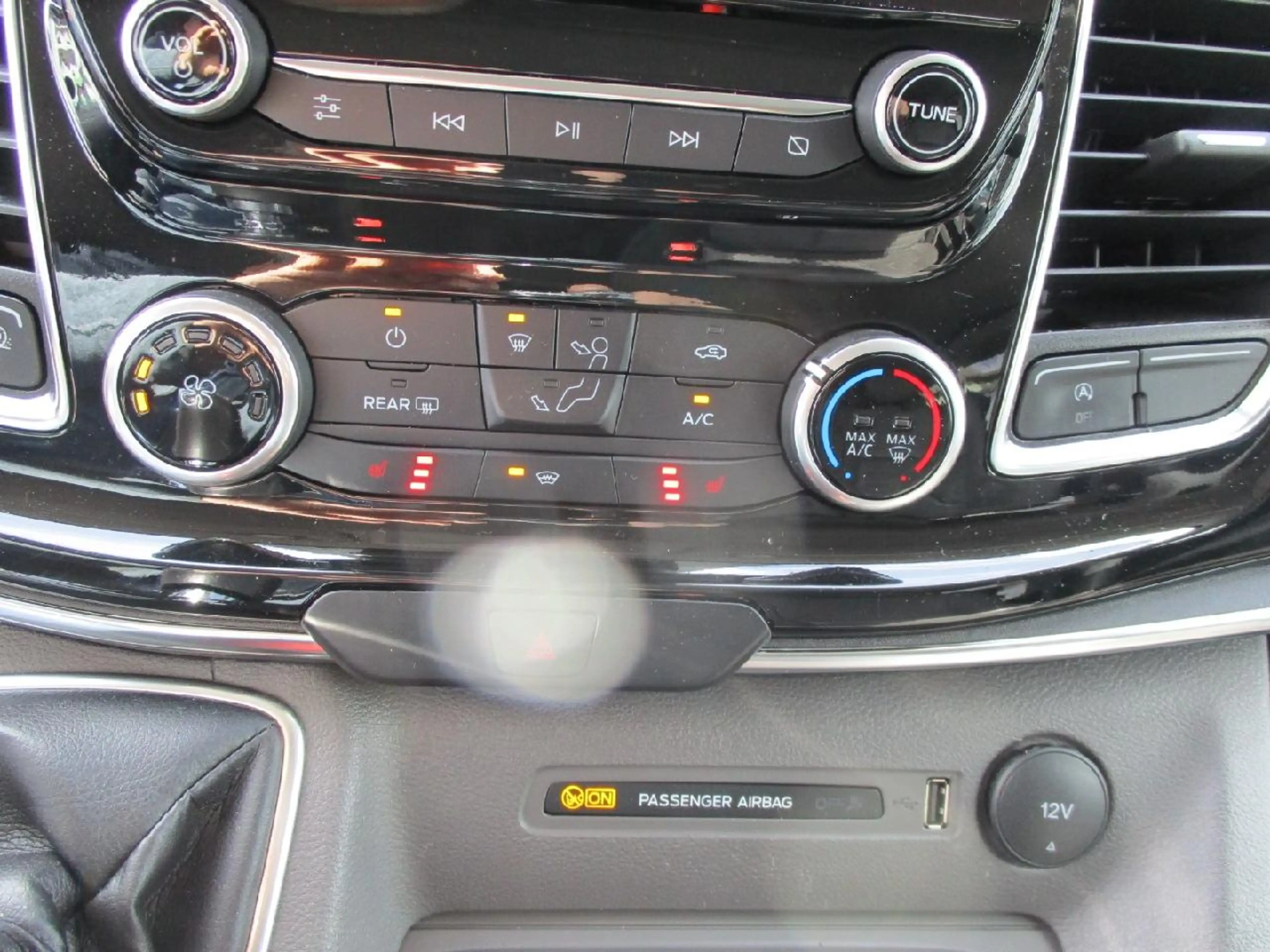 Ford Tourneo Tourneo Custom 320L1 TitaniumX, FGS 5J — photo 14