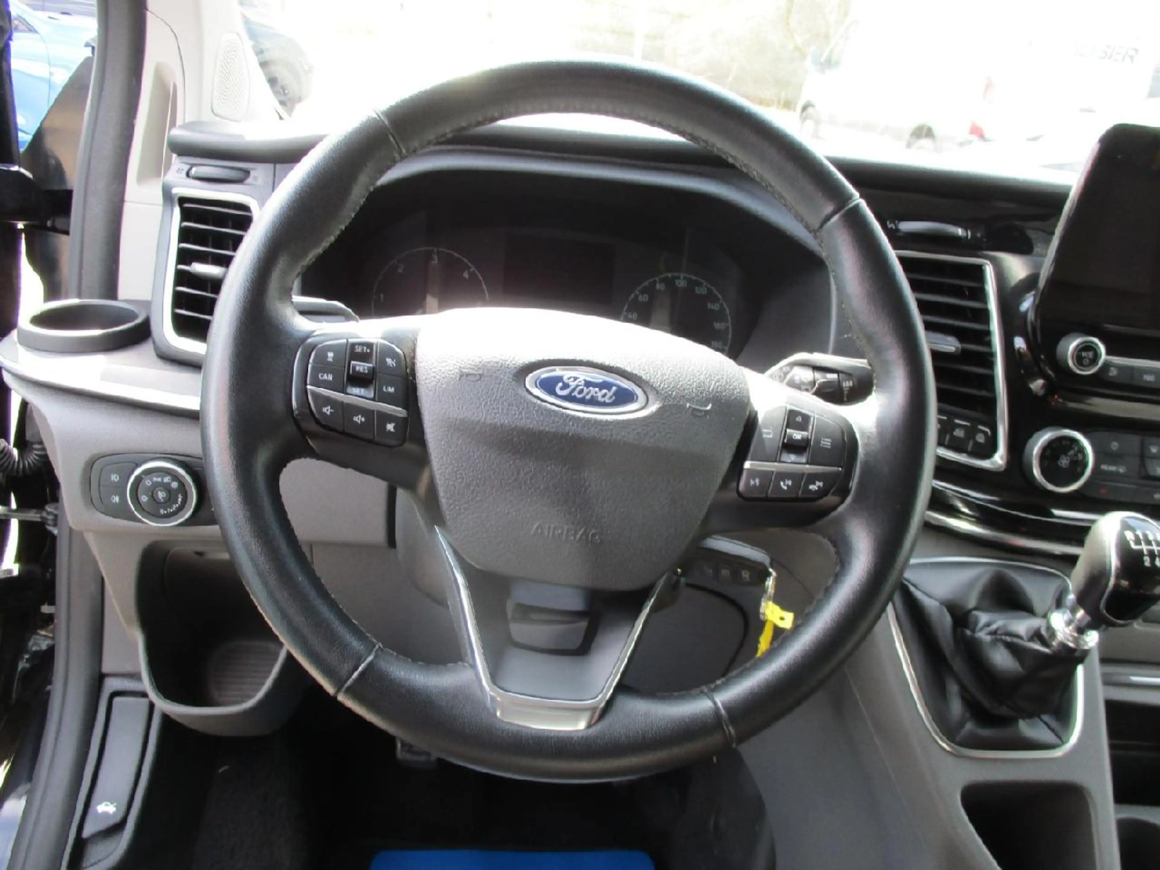 Ford Tourneo Tourneo Custom 320L1 TitaniumX, FGS 5J — photo 8