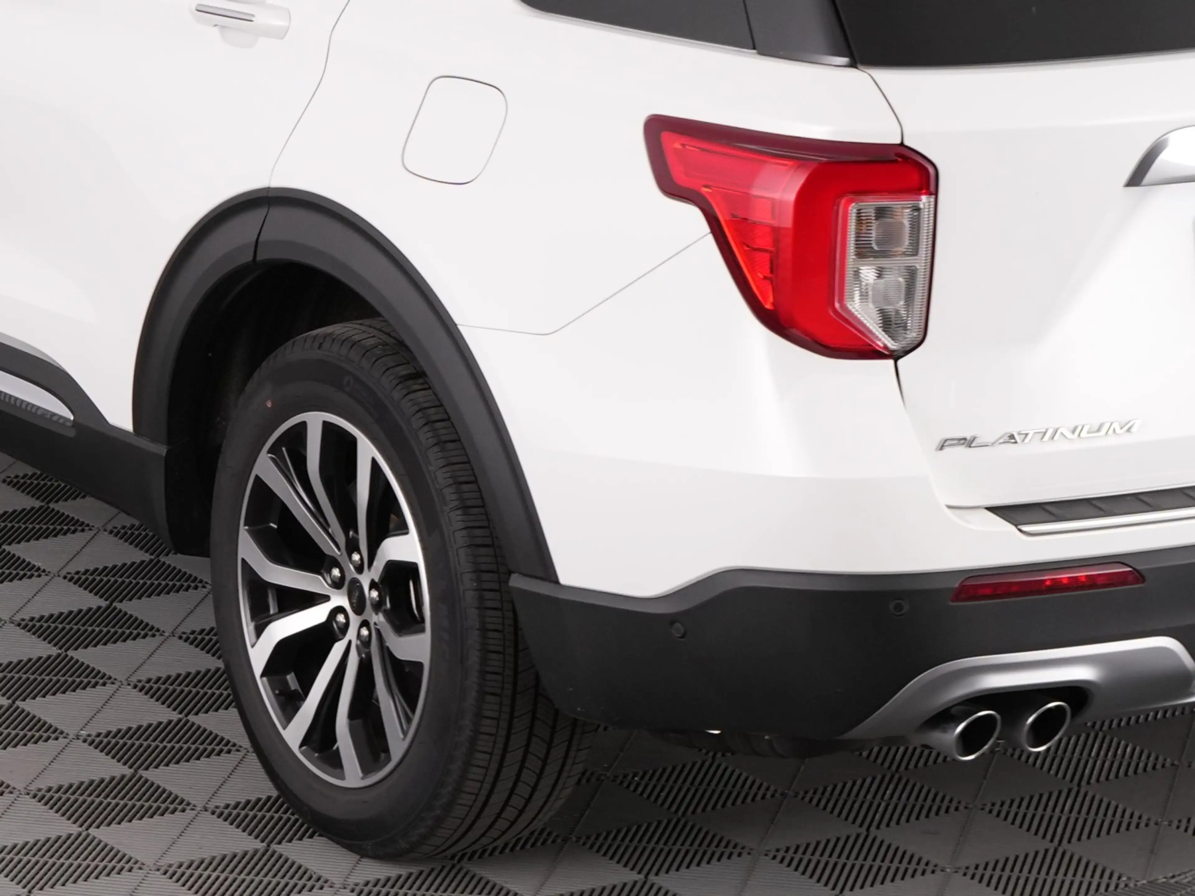 Ford Explorer 3.0 V6 Ecoboost PHEV ST-Line Platinum 7P. | B&O | — photo 12