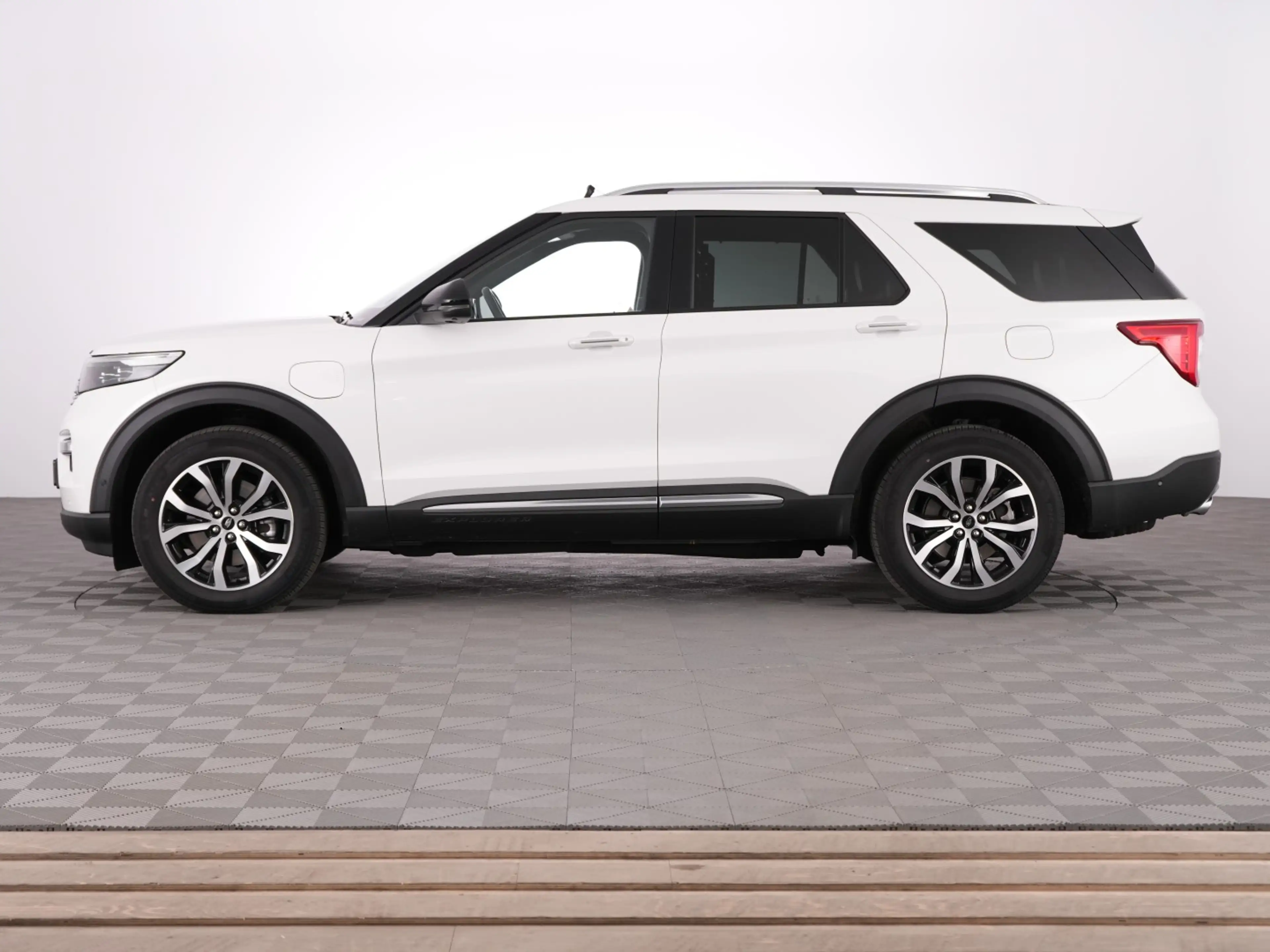 Ford Explorer 3.0 V6 Ecoboost PHEV ST-Line Platinum 7P. | B&O | — photo 19
