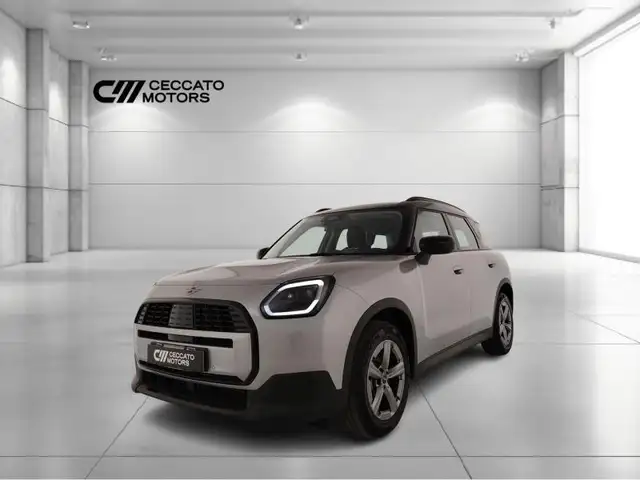 MINI Cooper Countryman 1.5 48V C Classic auto