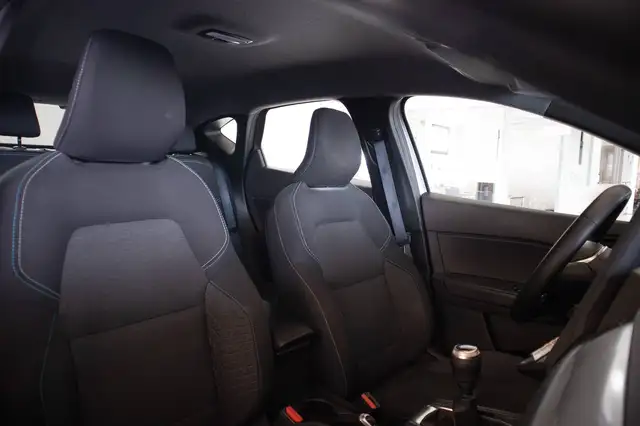 Renault Captur view 10