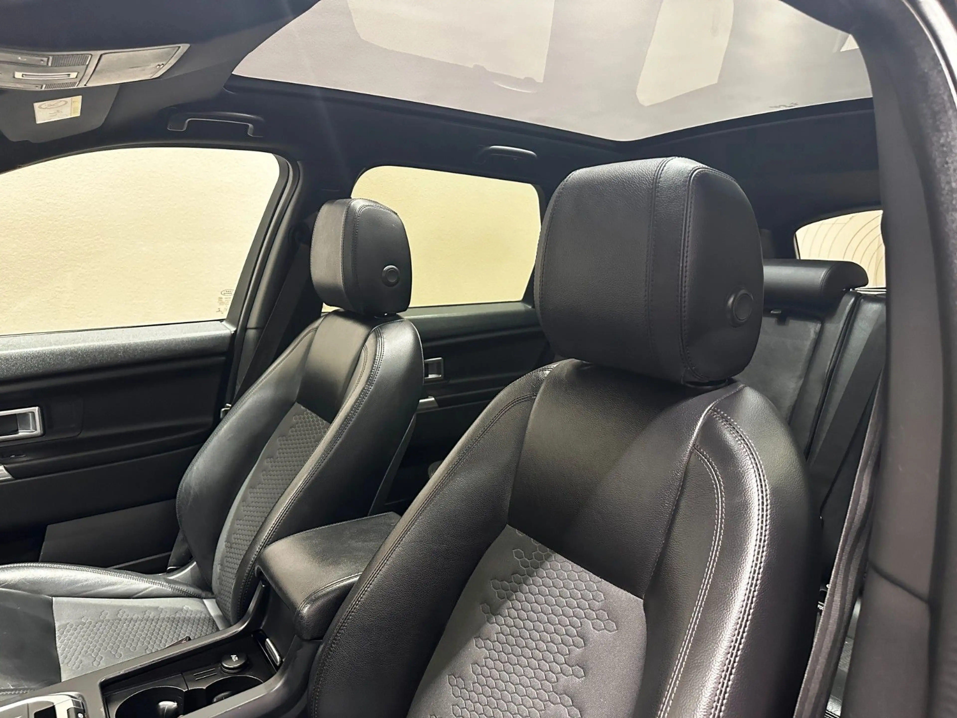 Land Rover Discovery Sport SE AWD **PANO*MEMORY*B&O** — photo 10
