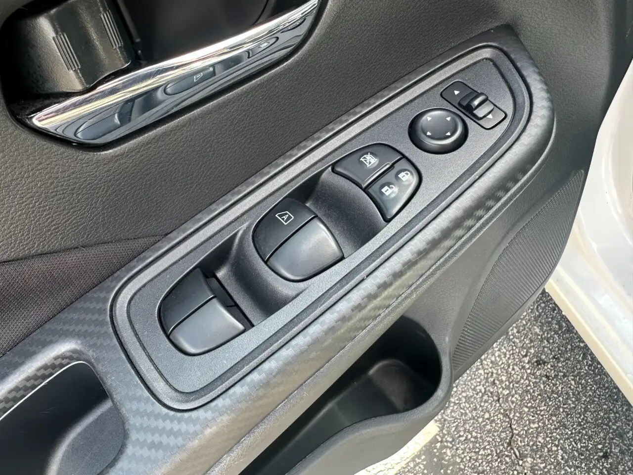 Nissan Versa снимка Nissan Versa