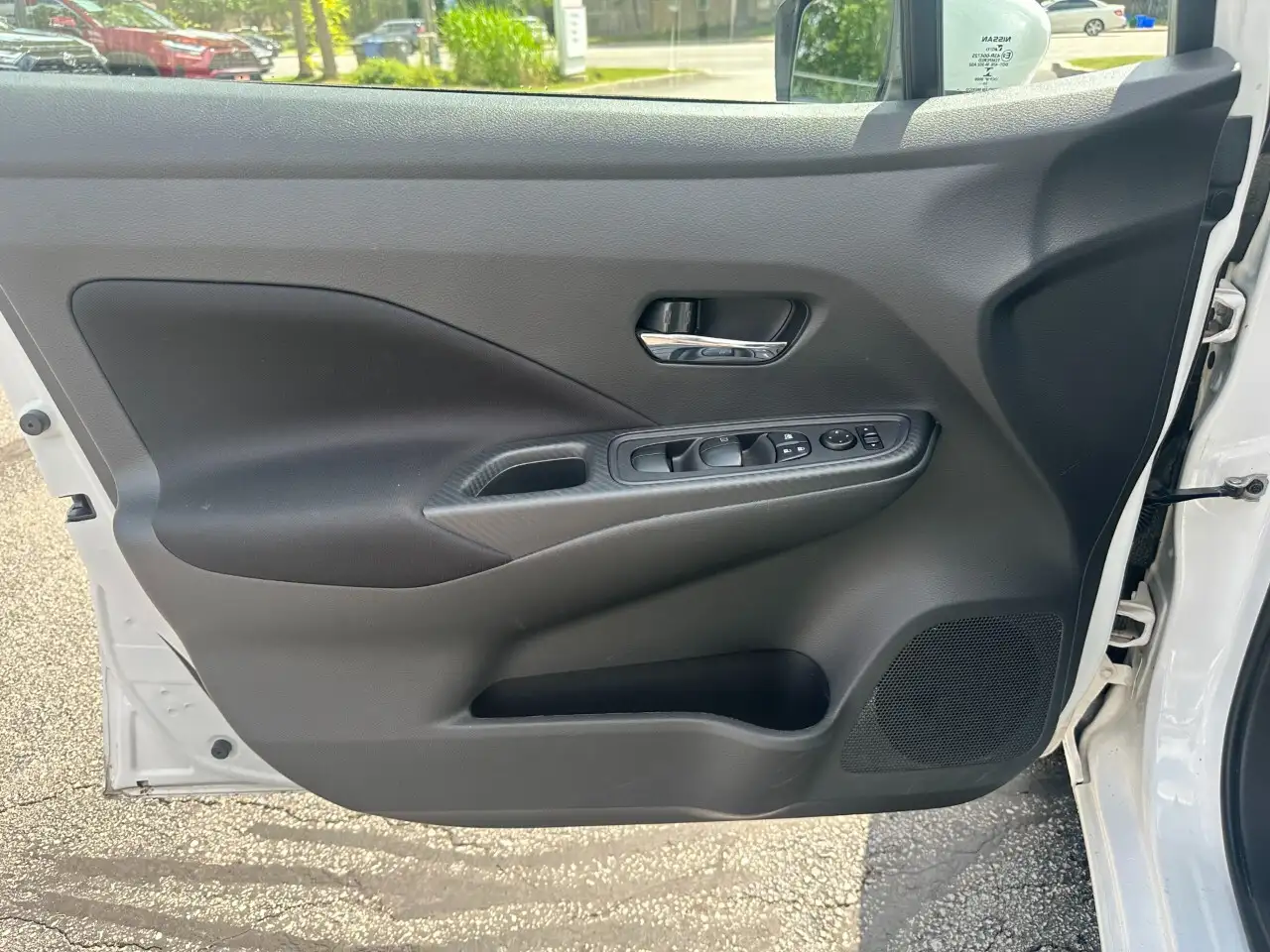 Nissan Versa снимка Nissan Versa