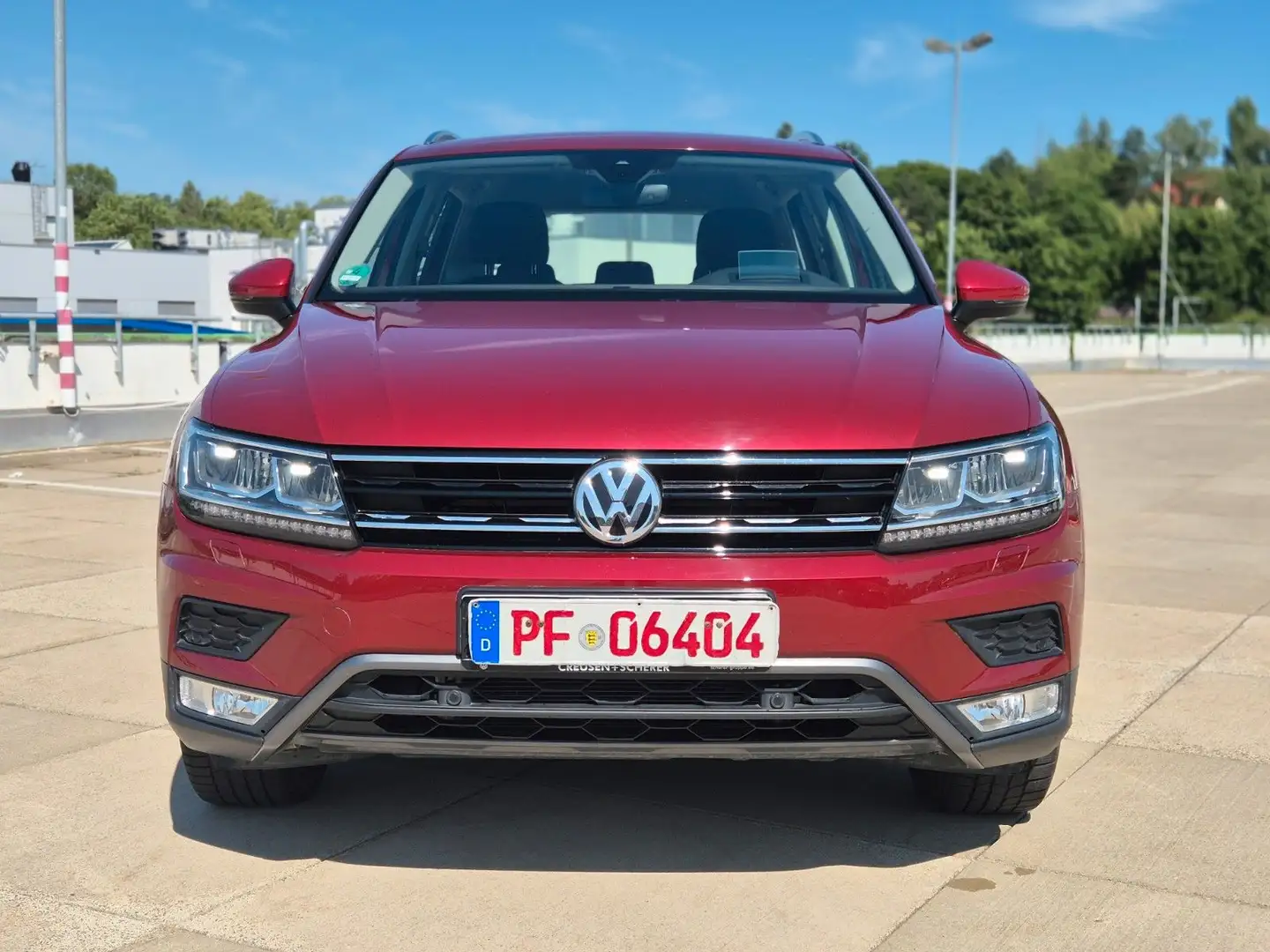 Volkswagen Tiguan Highline OFFROAD BMT/Start-Stopp 4Motion Rot - 2