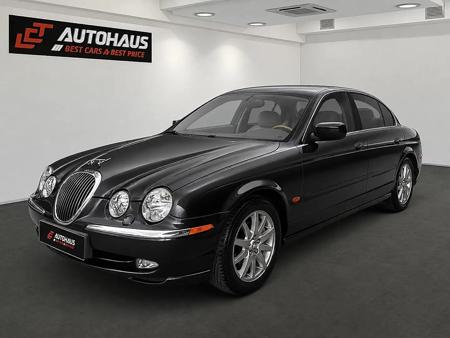 Jaguar S-Type 4,0 V8 Aut. | SEHR GUTE AUSSTATTUNG | Schwarz - 1