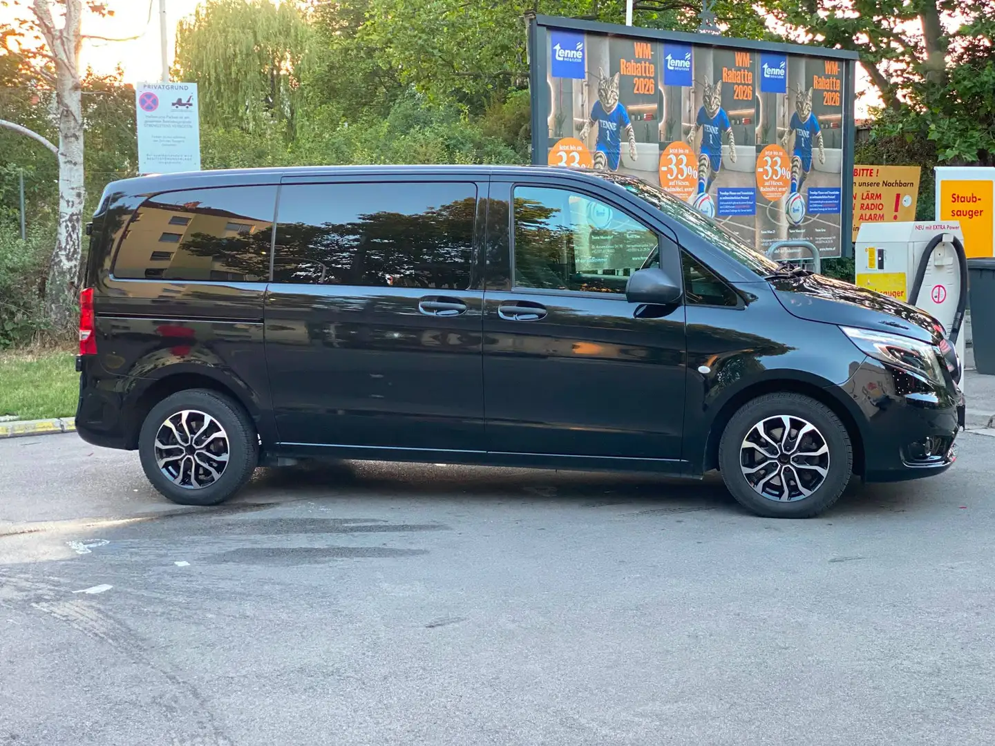 Mercedes-Benz Vito Vito Tourer Family 111 BlueTEC kompaktTourer Family Schwarz - 2