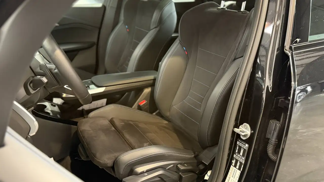 BMW X1 1.5iA sDrive18 M-Sport panoramisch open dak, миниатюра 14