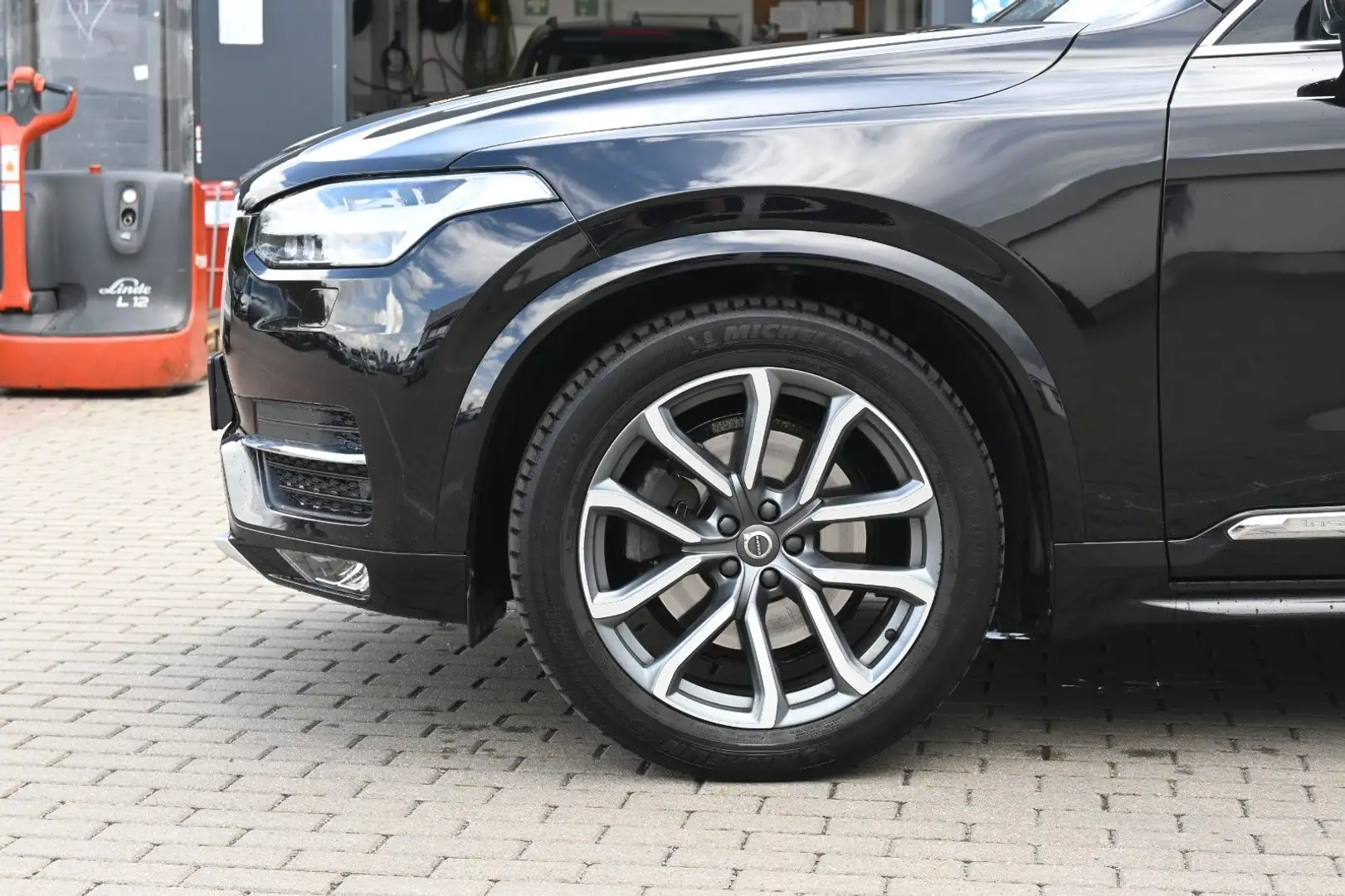 Volvo XC90 D5 Inscription AWD *B&W*LUFT*PANO*MASS*HUD* Negro - 2
