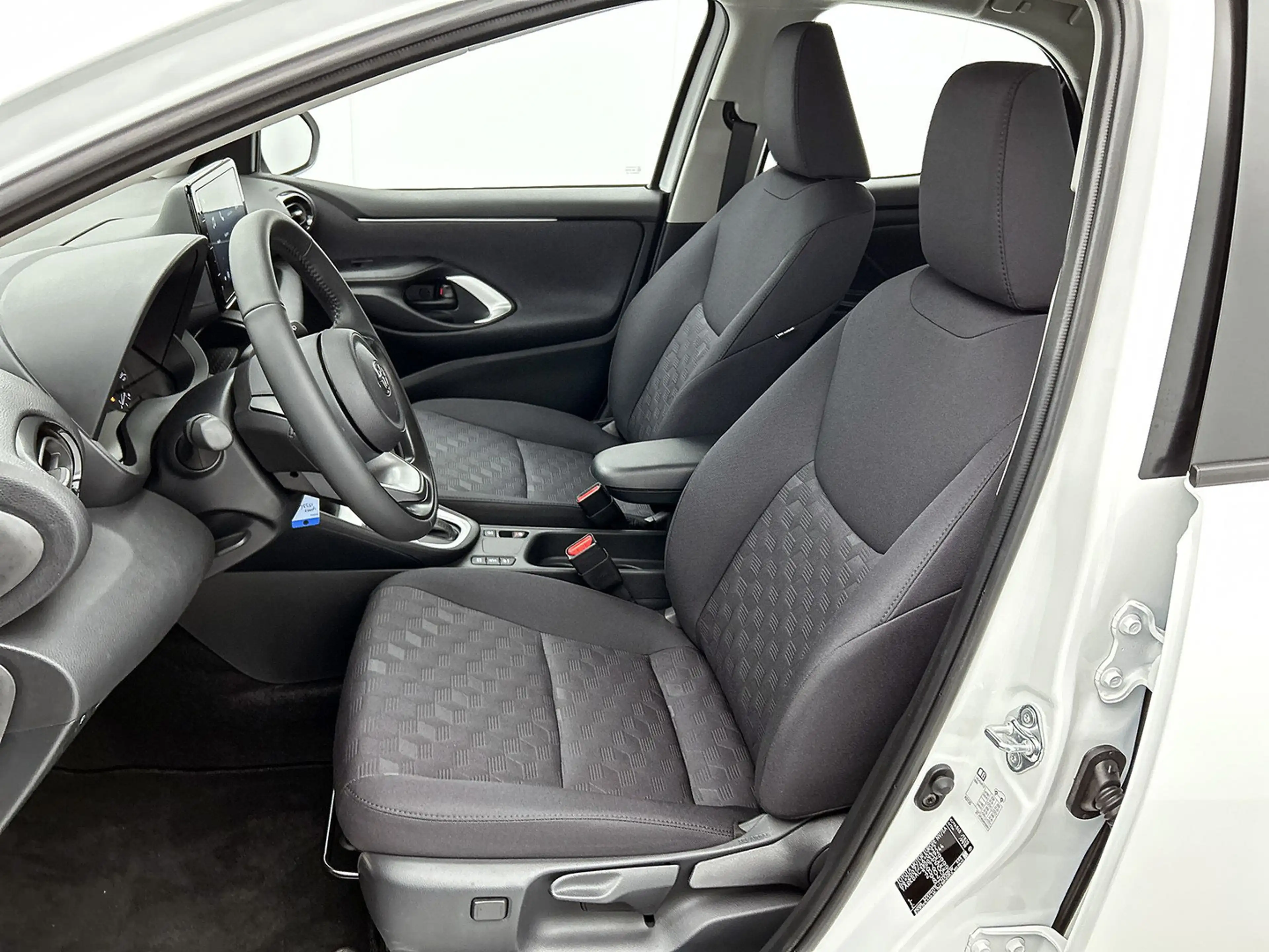 Toyota Yaris 1.5 Hybrid 115 Active Actie — photo 11