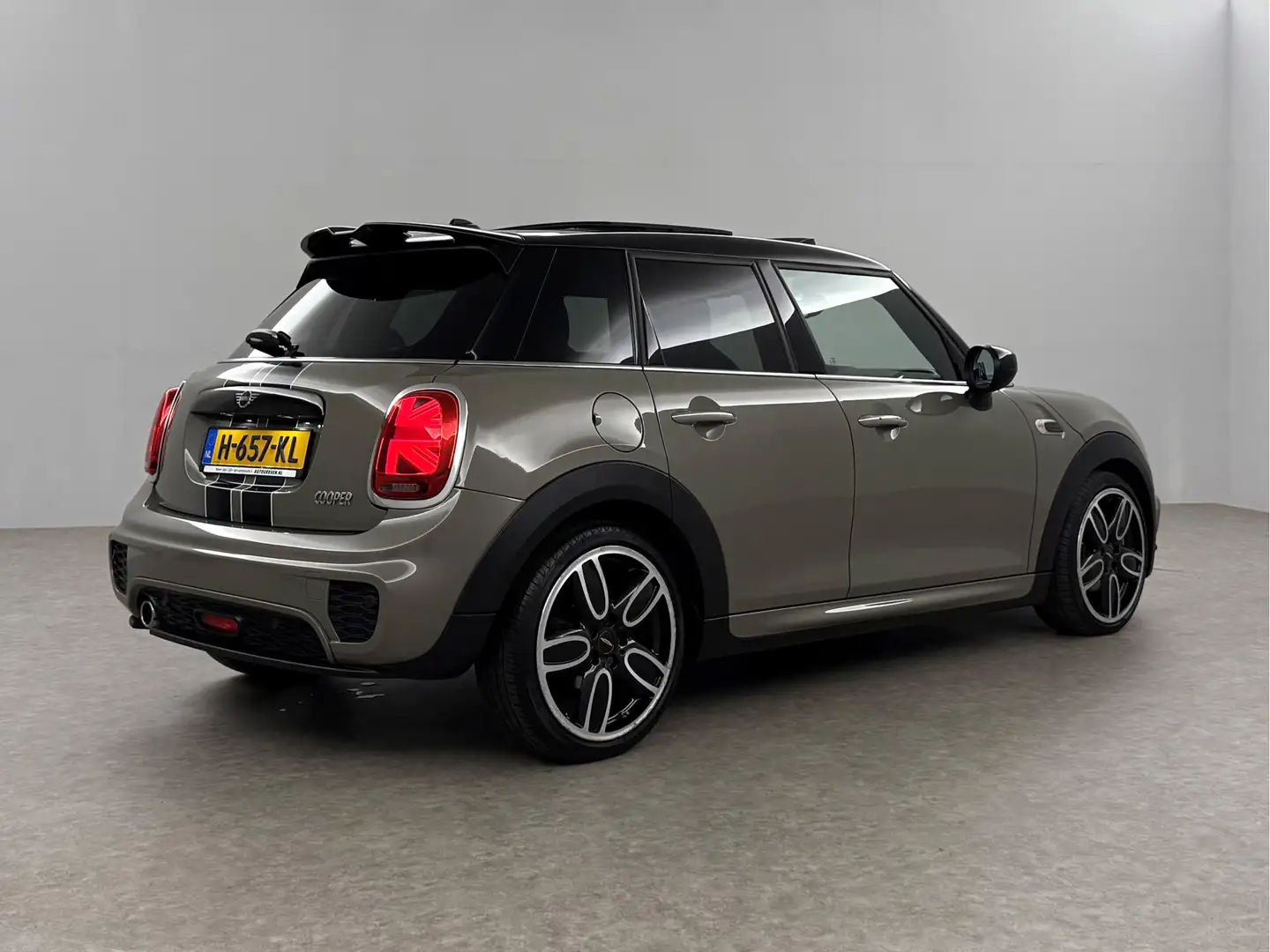 MINI John Cooper Works 1.5 Cooper JCW PACK Pano | harman/kardon | LED Car Grijs - 2