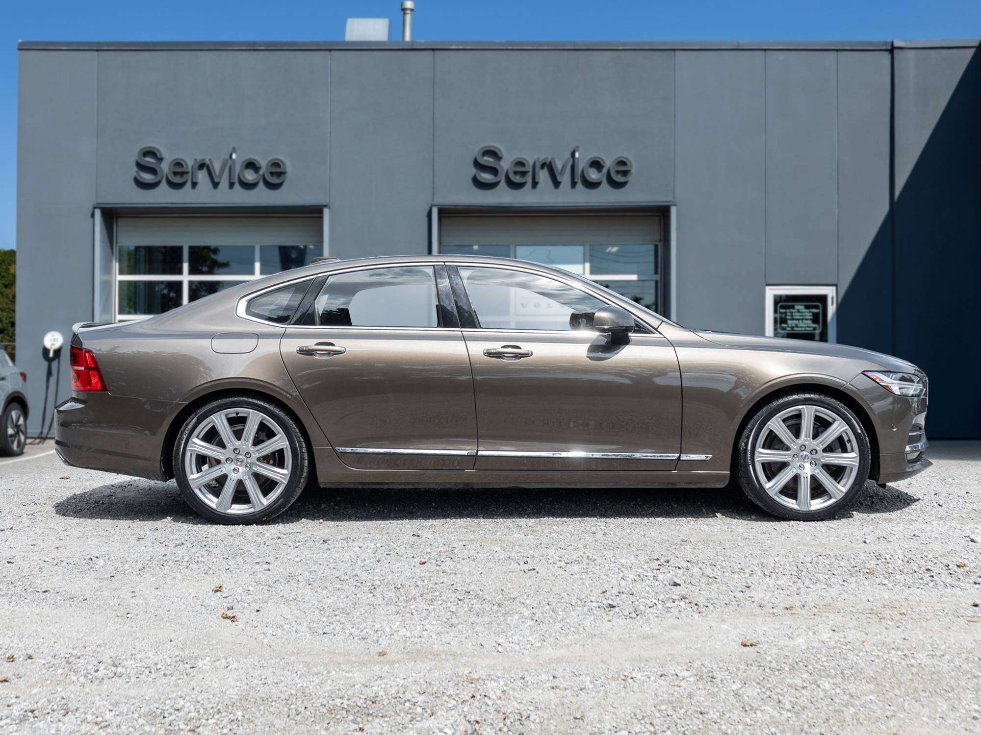2017 Volvo S90 T6 INSCRIPTION LOW KM |TRADE IN |NEW TIRES |SAFETY — снимка 1