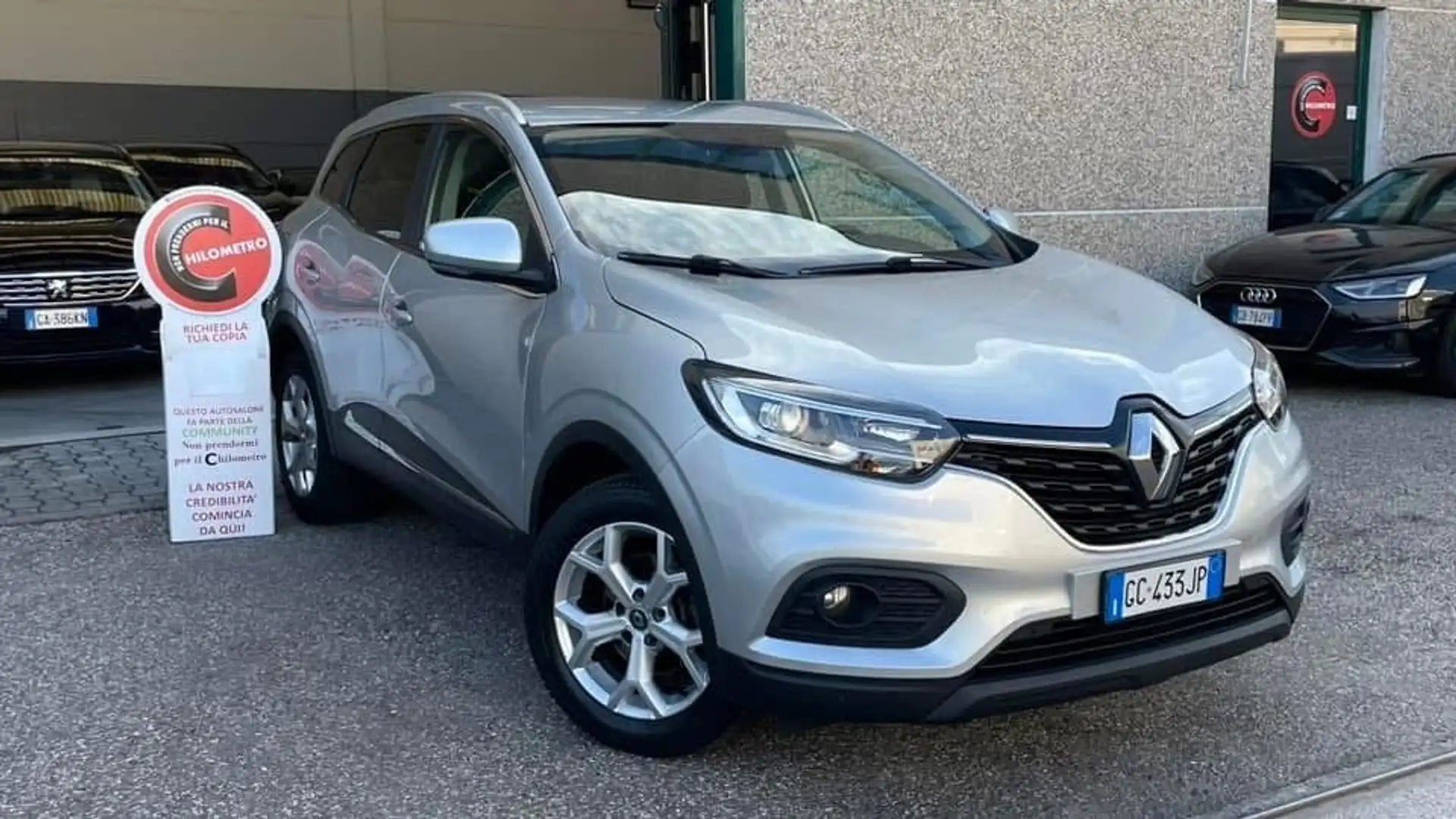 Renault Kadjar Blue dCi 8V 115CV EDC Sport Edition AUTOMATICA Zilver - 1