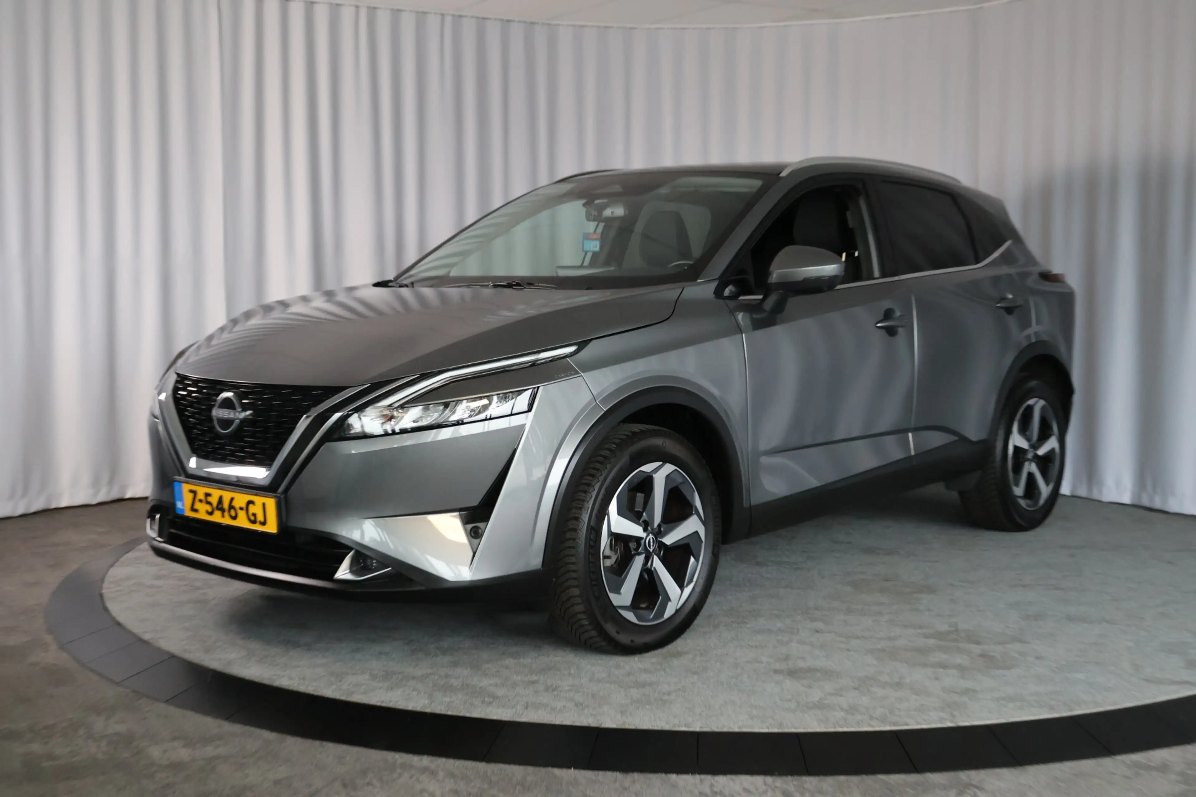 Nissan Qashqai 1.3 MHEV Xtronic N-Connecta, Panodak, 360° Camera, — photo 31
