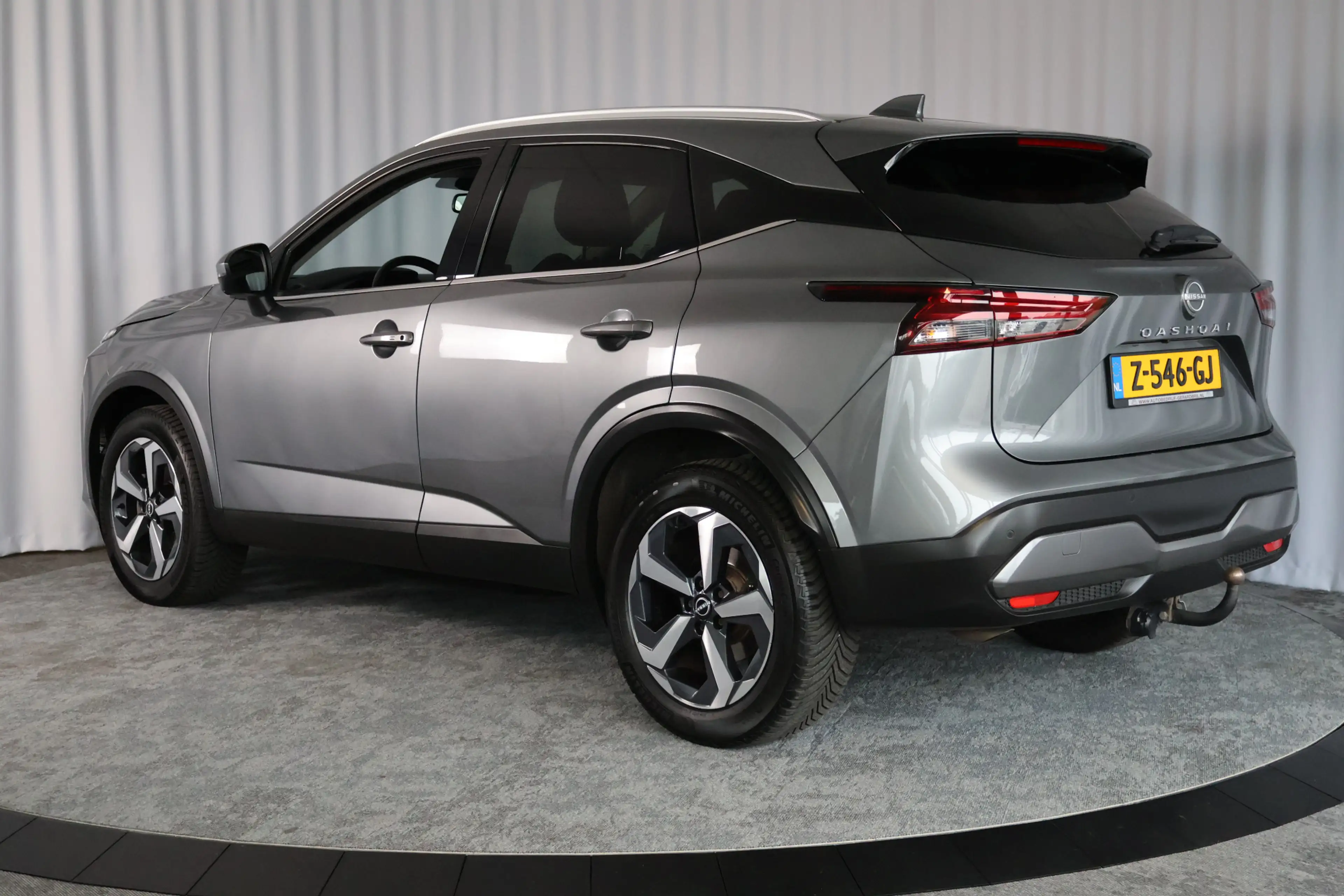 Nissan Qashqai 1.3 MHEV Xtronic N-Connecta, Panodak, 360° Camera, — photo 4