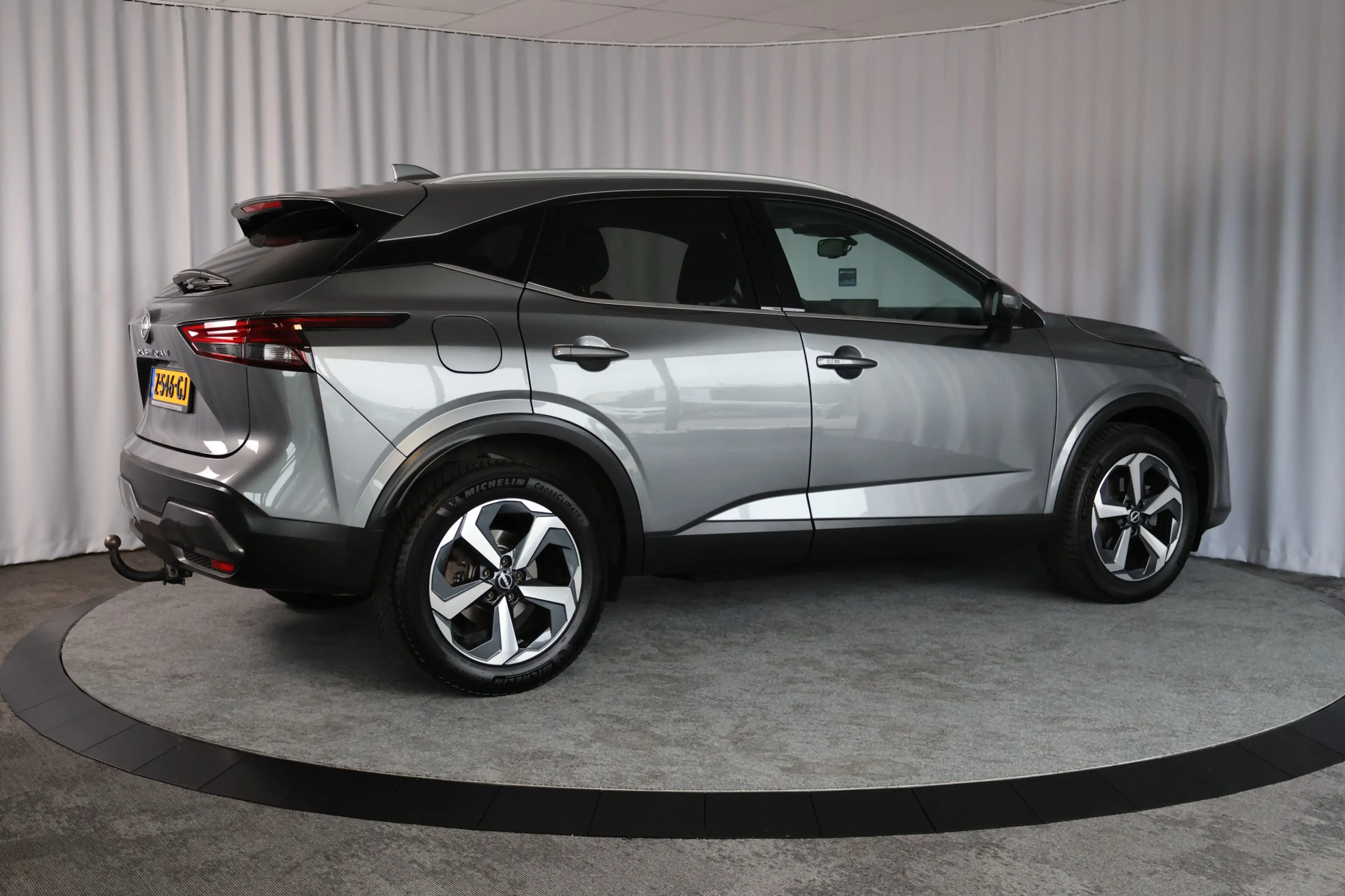 Nissan Qashqai 1.3 MHEV Xtronic N-Connecta, Panodak, 360° Camera, — photo 3