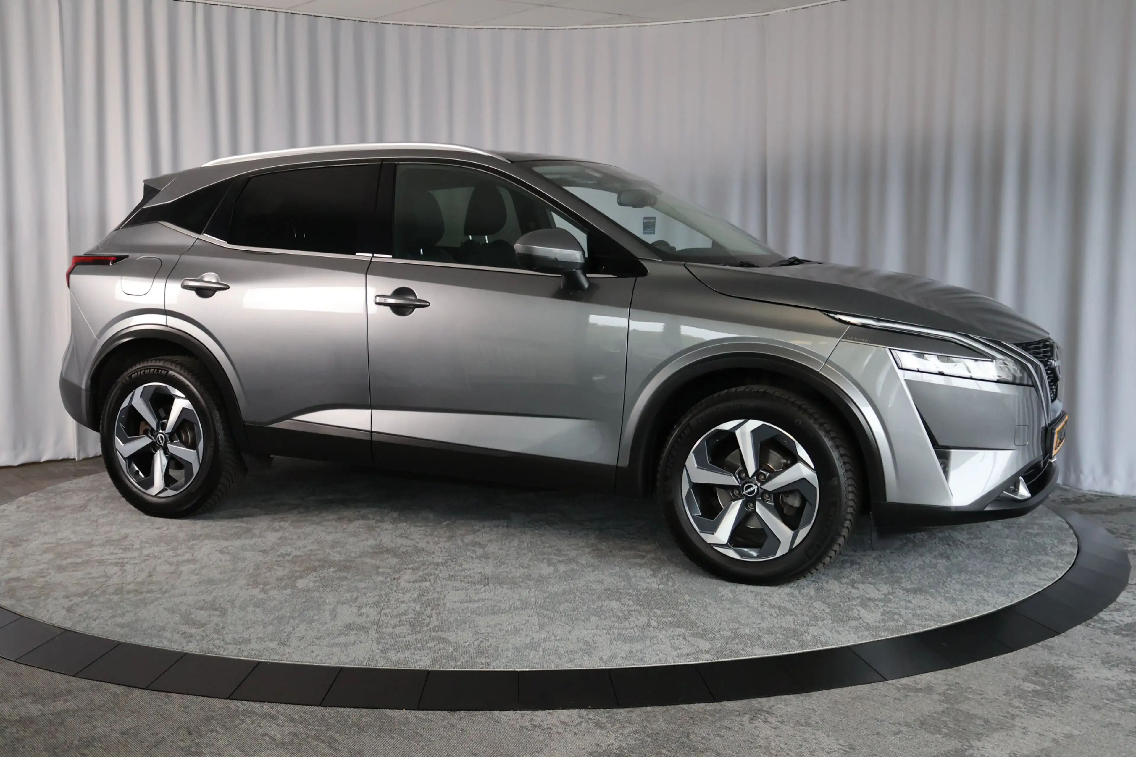 Nissan Qashqai 1.3 MHEV Xtronic N-Connecta, Panodak, 360° Camera, — photo 24