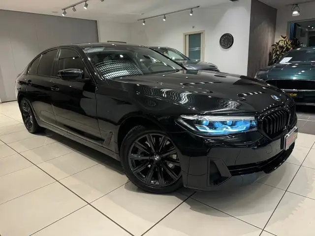 BMW 520 Berlina LCI 520d mhev 48V xdrive Luxury auto