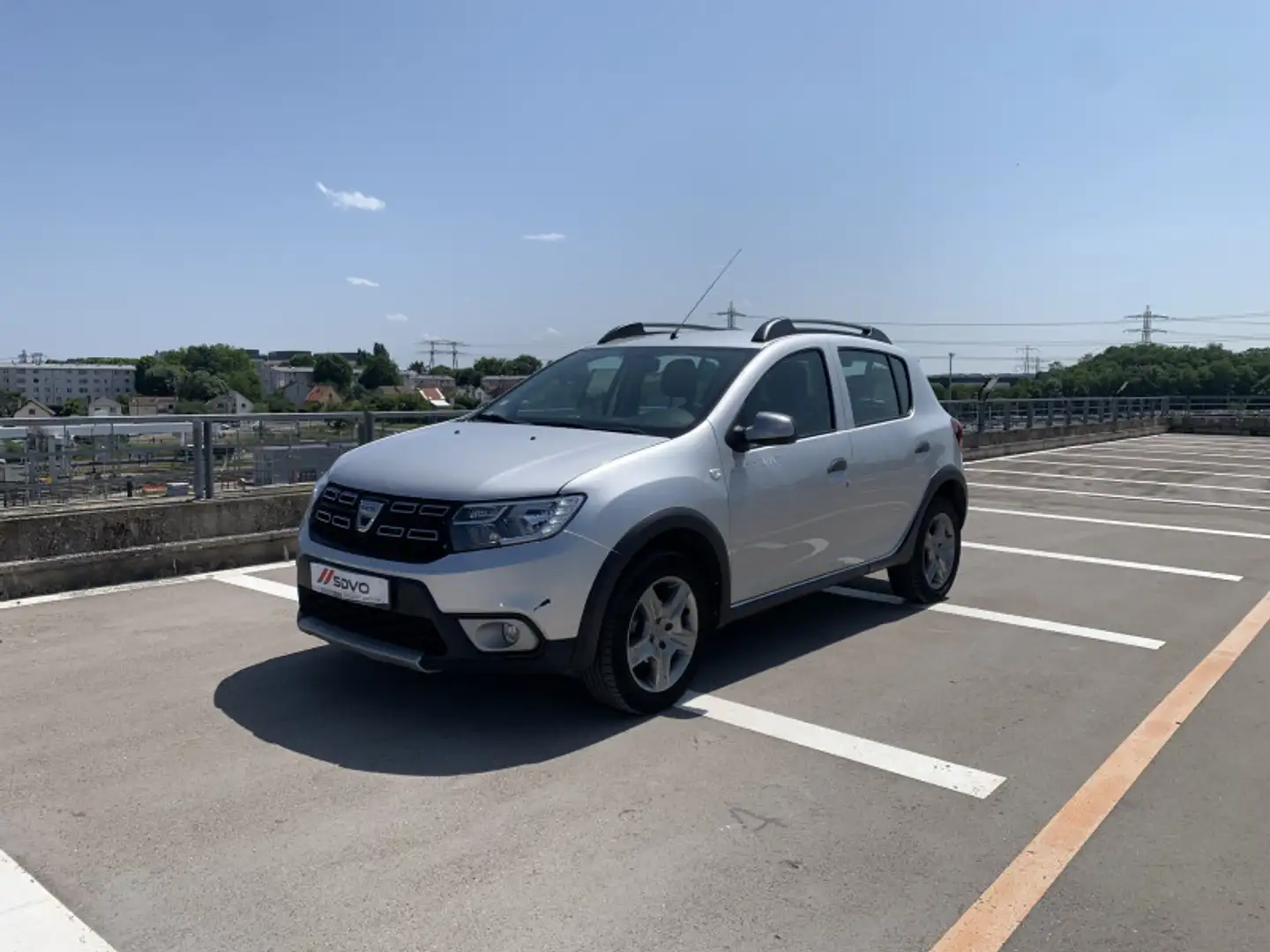 Dacia Sandero 0.9 TCE 90CH STEPWAY EASY-R Gris - 1