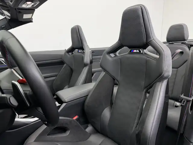 BMW M4 view 12