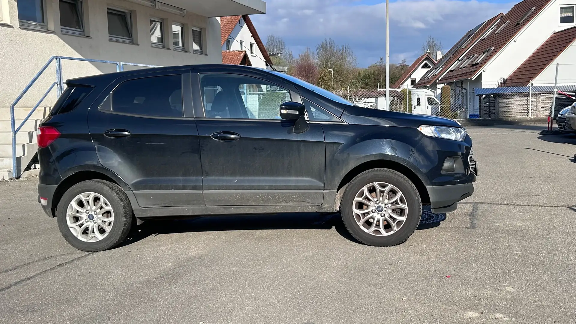 Ford EcoSport Trend - 2
