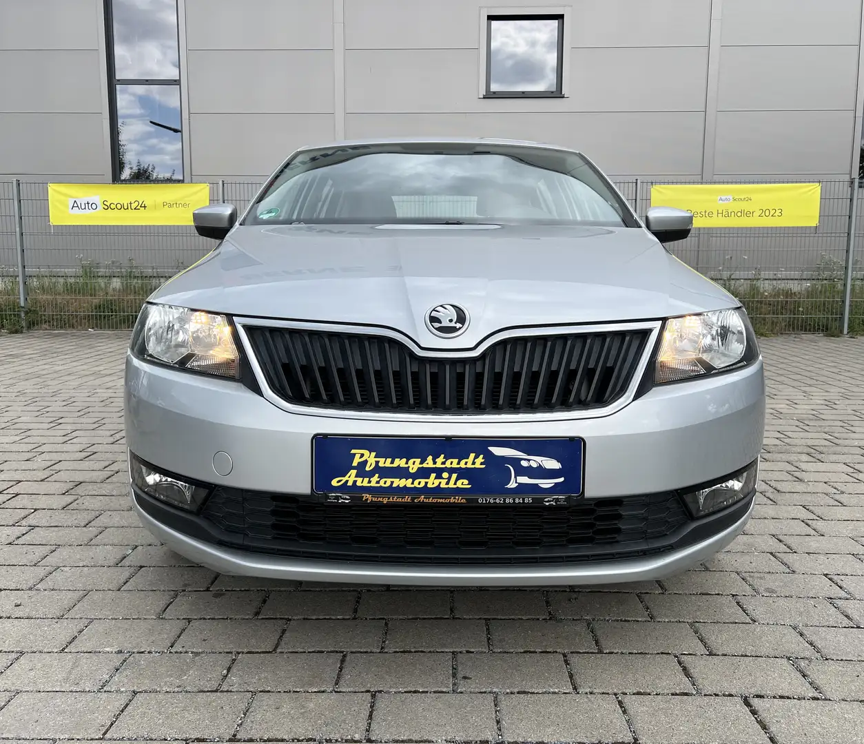 Skoda Rapid/Spaceback Cool Edition 1Hand Euro6 39.793Tkm Tüv Neu Grau - 2