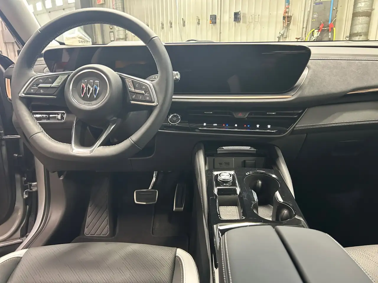 Buick Envision снимка Buick Envision