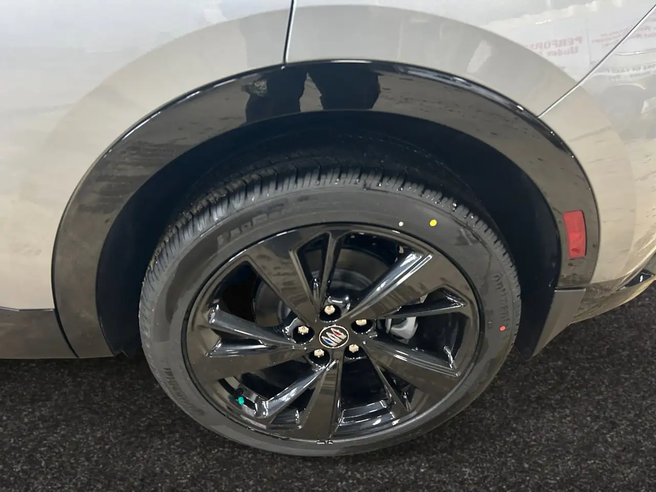 Buick Envision снимка Buick Envision
