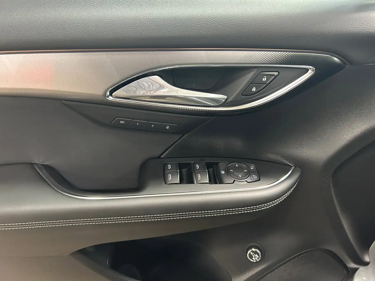 Buick Envision снимка Buick Envision