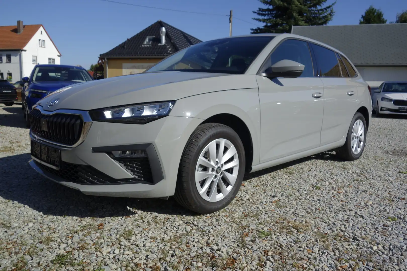 Skoda Scala Top Selection Grau - 1