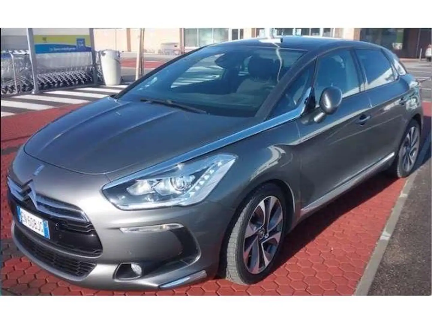 Citroen DS5 DS5 2.0 hdi So Chic 160cv auto Gris - 1