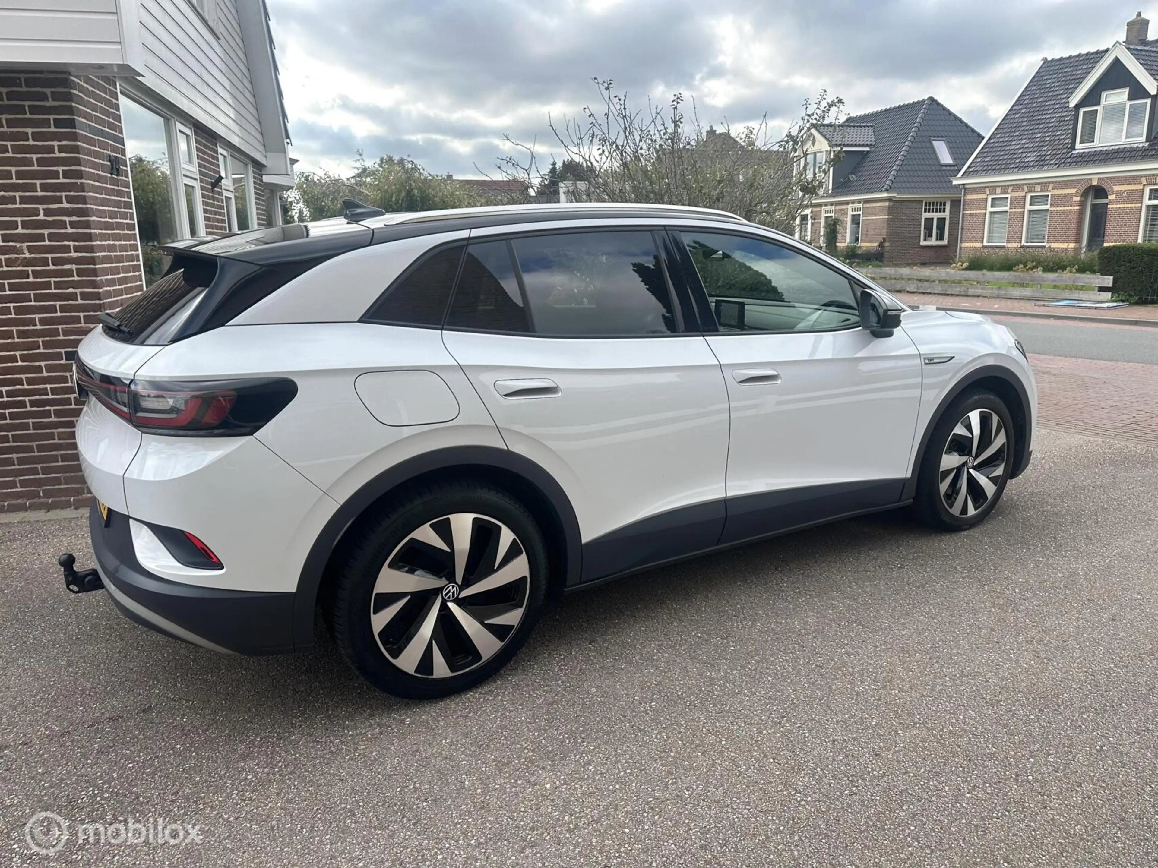 Volkswagen ID.4 First 77 kWh STUUR/STOELVERWARMING WEGDRAAIBARE TR — photo 5
