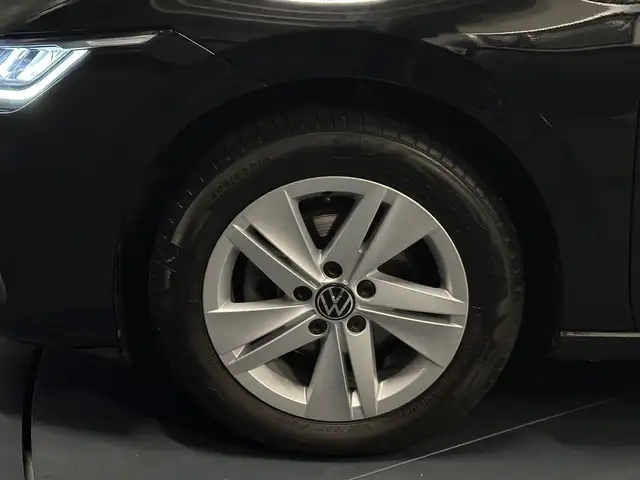 Volkswagen Golf view 9