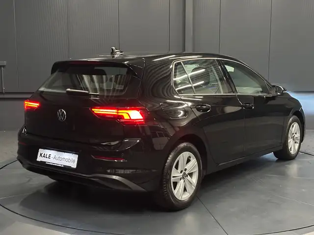 Volkswagen Golf view 5